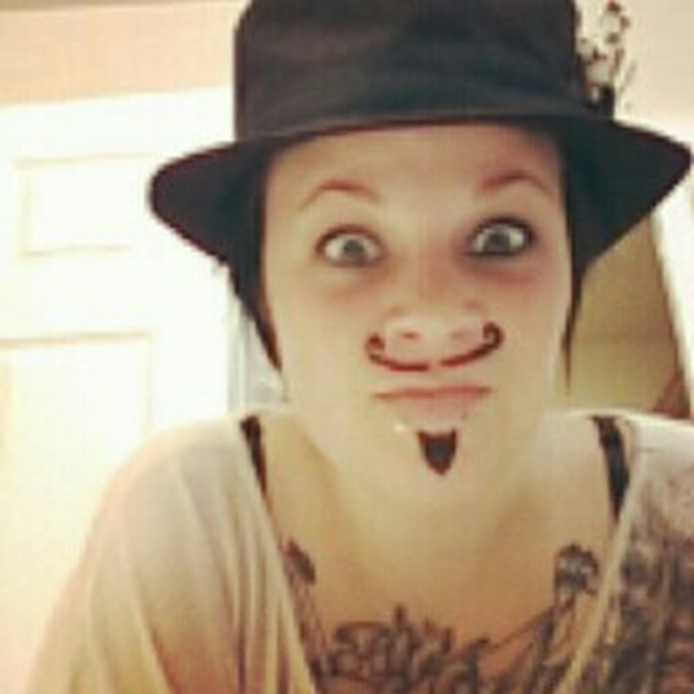 Meet your Posher, Veronica